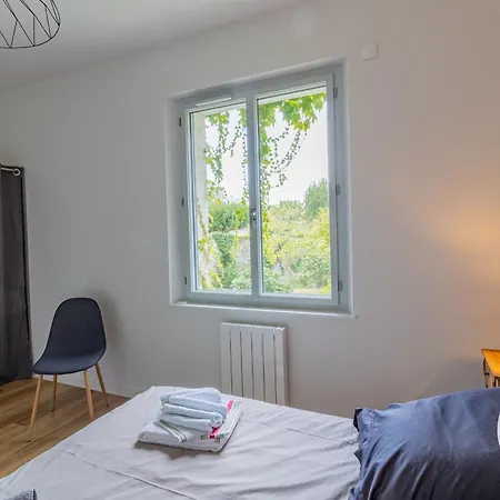 Maison Renovee Avec Jardin Proche D'angers - Fr-1-622-92 * Rochefort-sur-Loire