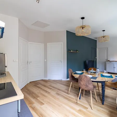 Holiday home Maison Renovee Avec Jardin Proche D'angers - Fr-1-622-92