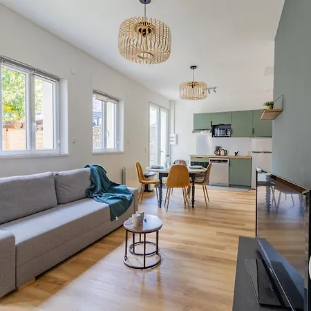 Maison Renovee Avec Jardin Proche D'angers - Fr-1-622-92 Rochefort-sur-Loire