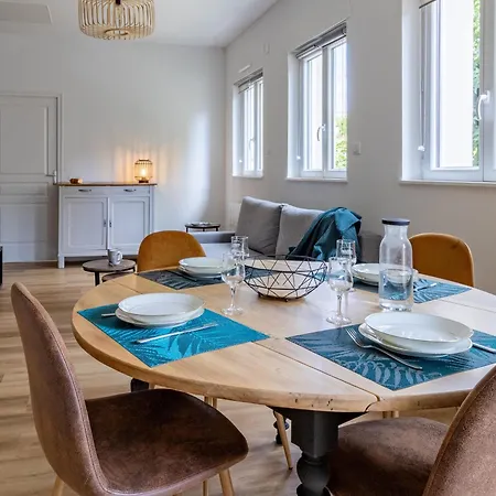 Maison Renovee Avec Jardin Proche D'angers - Fr-1-622-92 * Rochefort-sur-Loire