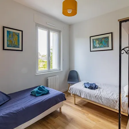 Maison Renovee Avec Jardin Proche D'angers - Fr-1-622-92 *