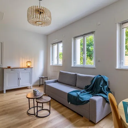 Maison Renovee Avec Jardin Proche D'angers - Fr-1-622-92 Rochefort-sur-Loire