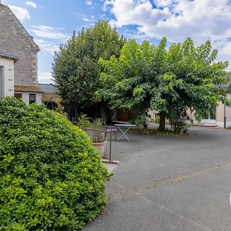 Maison Renovee Avec Jardin Proche D'angers - Fr-1-622-92