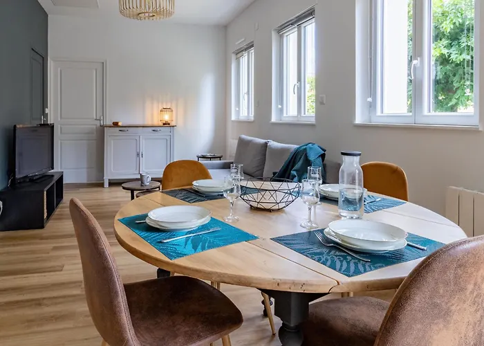 Maison Rénovée Avec Jardin Proche D'angers - Fr-1-622-92 * Rochefort-sur-Loire