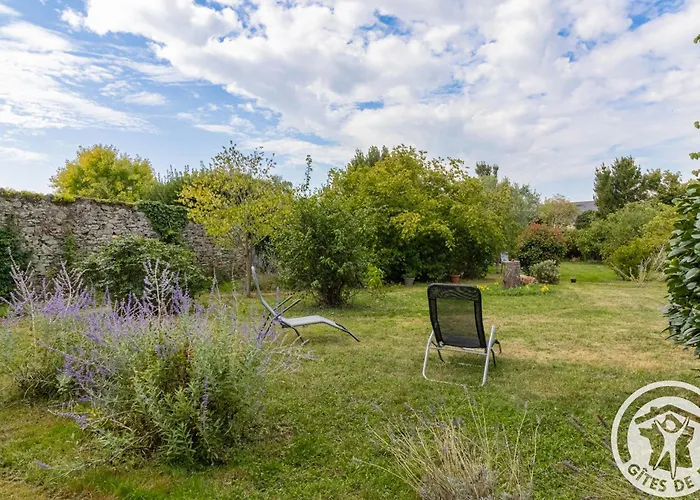 Сasa de vacaciones Maison Rénovée Avec Jardin Proche D'angers - Fr-1-622-92